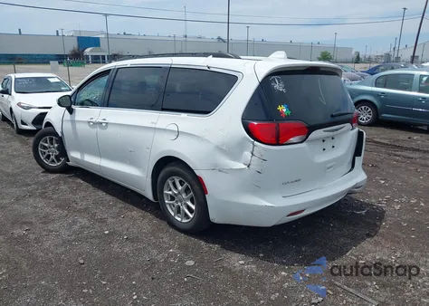 2020 Chrysler Voyager Lxi из США, поврежденный, VIN 2C4RC1DG2LR145059
